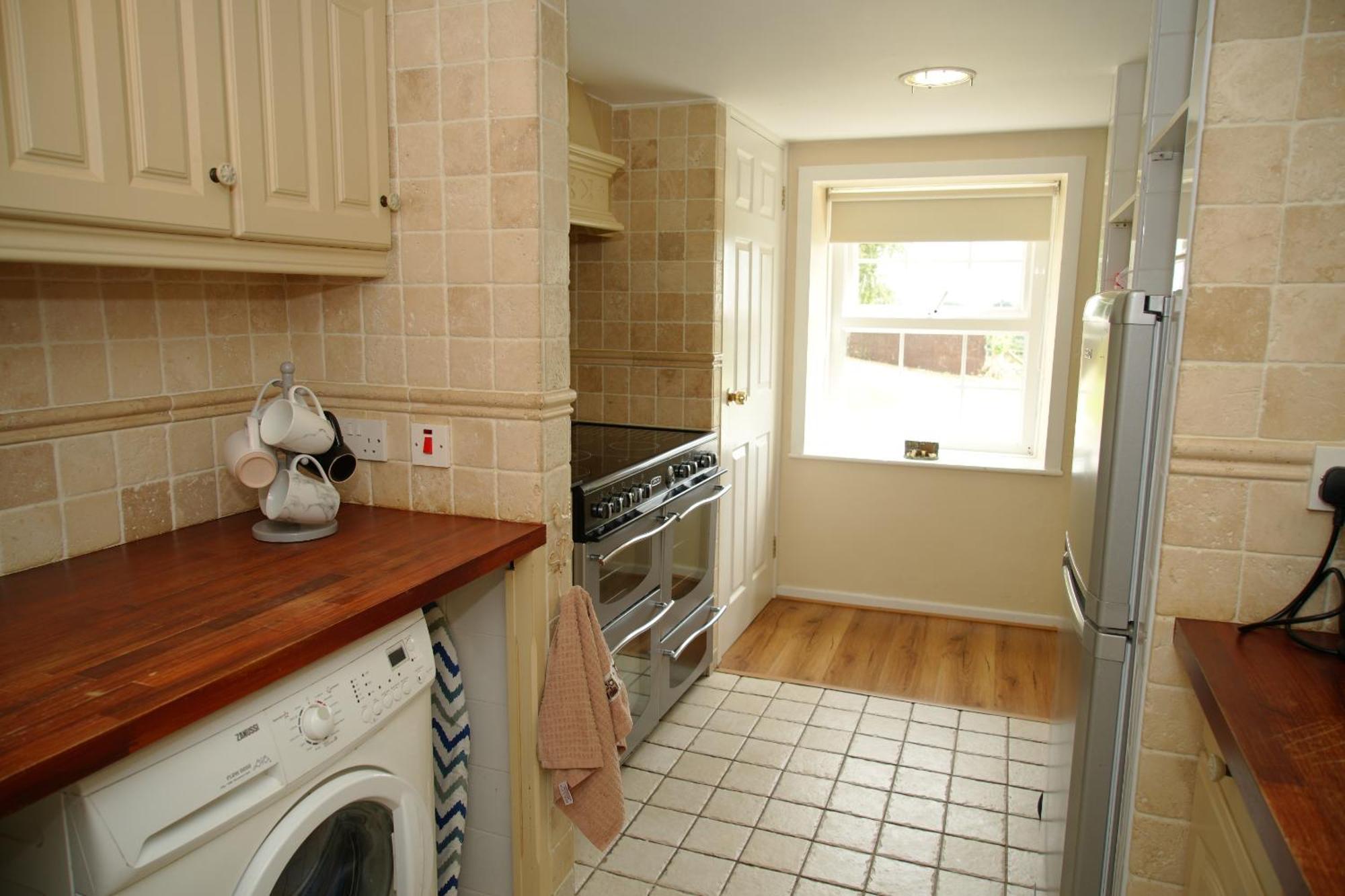 The Annex Entire Place Apartment Cookstown